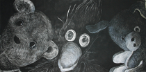 „Ted, Abraxas und Bunny“ Dean Hills 2009, Holzkohle und Kreide auf Papier, 150 x 300 cm